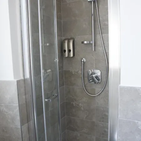 Il Sottolo Agroturismo *